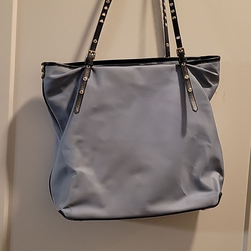 Michael Kors Leila Large Pale blue Tote Studded Straps - Picture 9 of 14